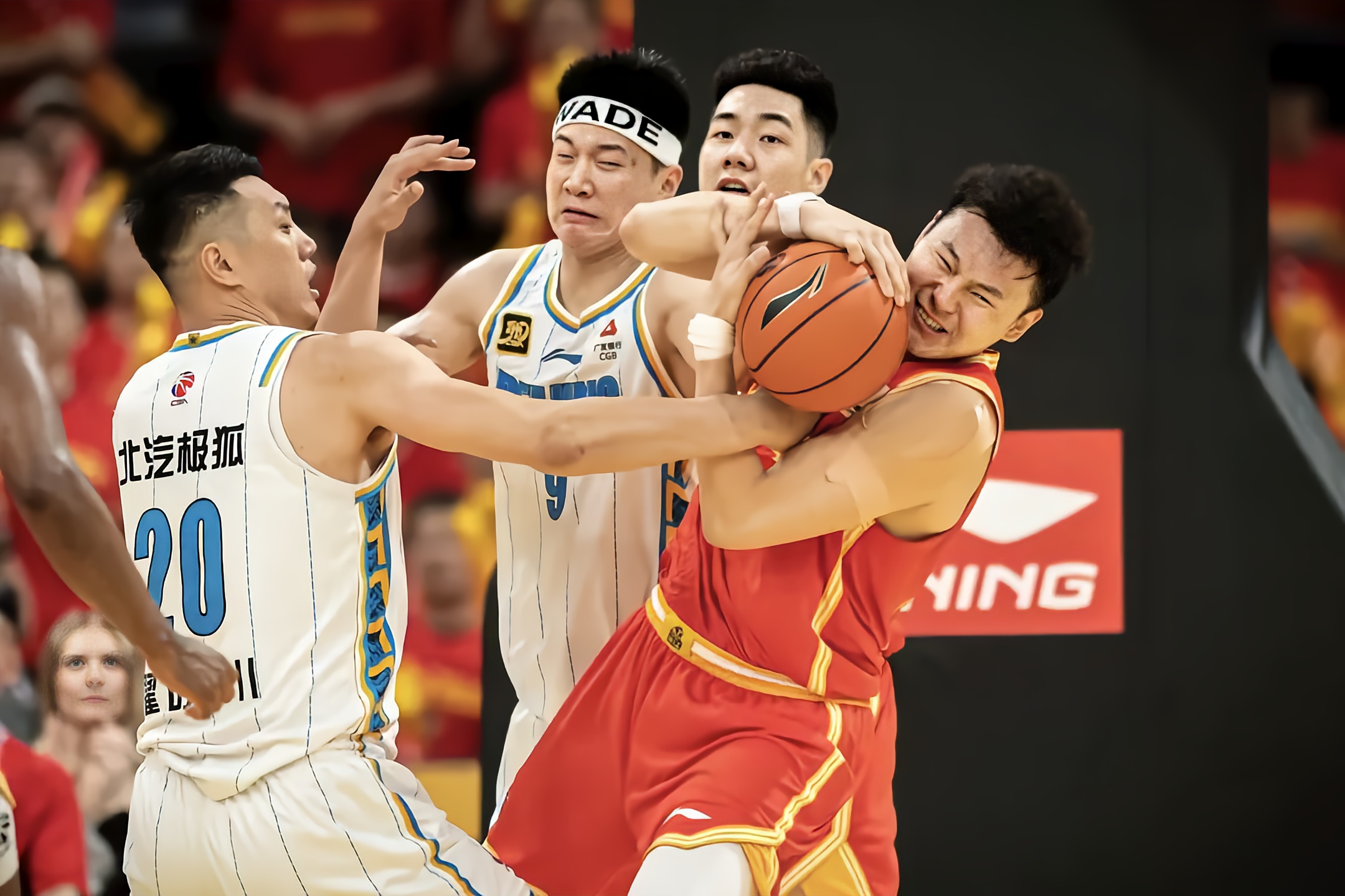 开云手机登录界面-包含浙江队发布备战花絮,赛前造点机会,社区盾任务艰巨,年轻球员得到机会的词条-开云手机登录界面