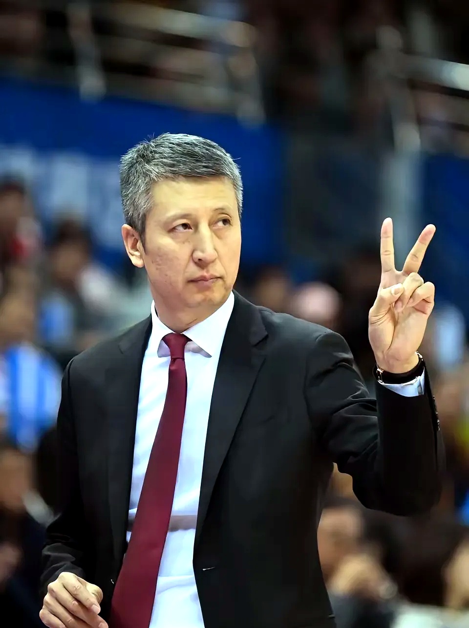 开云体育-关于今夜那不勒斯备战CBA常规赛,刷新队史纪录细节曝光,压力陡增,更衣室氛围转暖的信息-开云体育